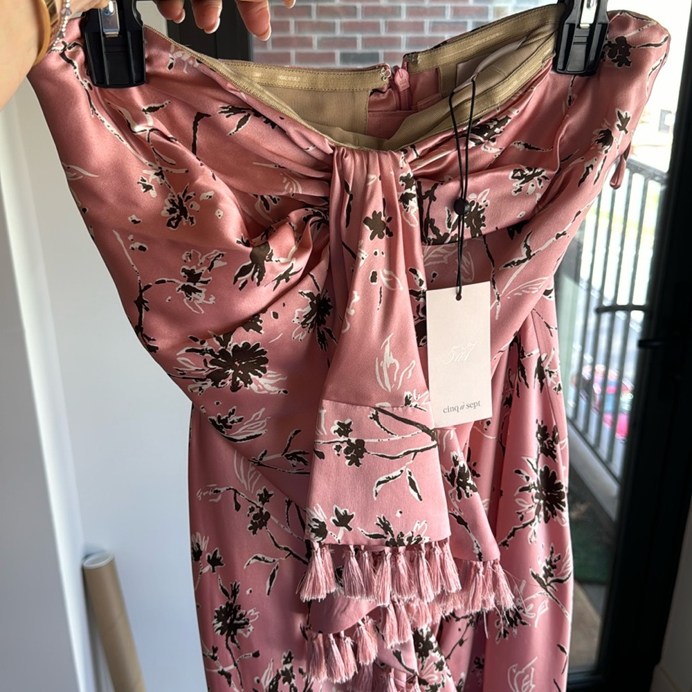 Silk/satin midi dress with flowers. Perfect for a cocktail party or wedding.